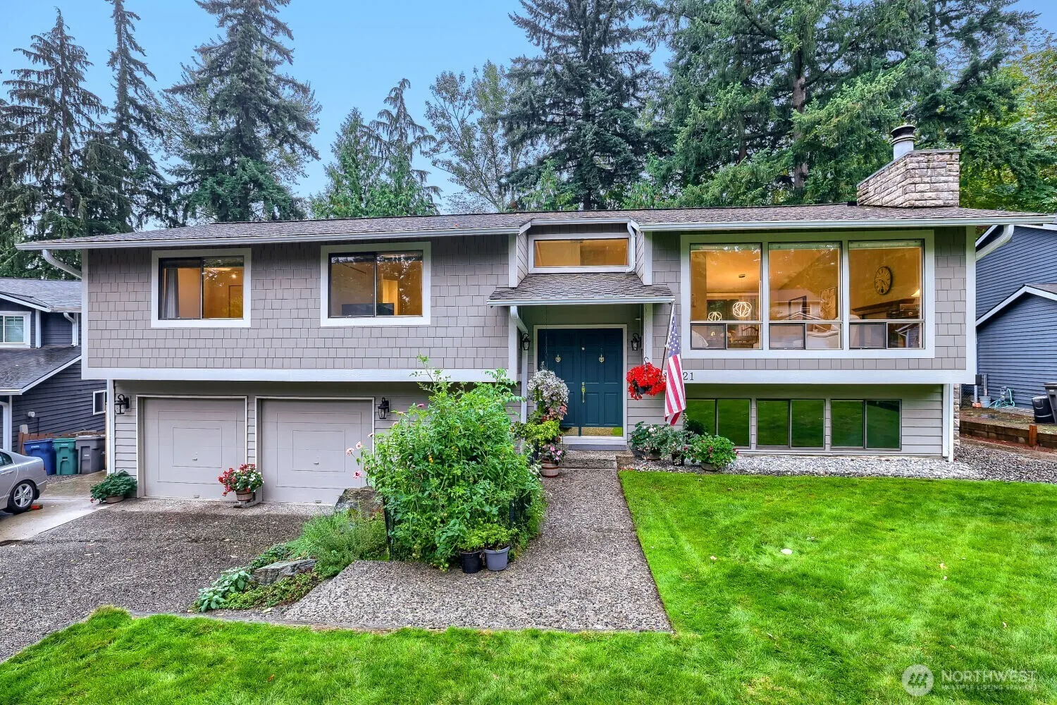 11821 NE 102nd Place , Kirkland, WA 98033