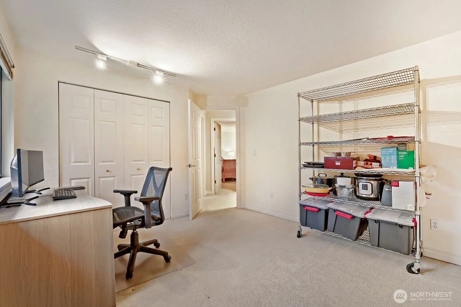 11821 NE 102nd Place , Kirkland, WA 98033