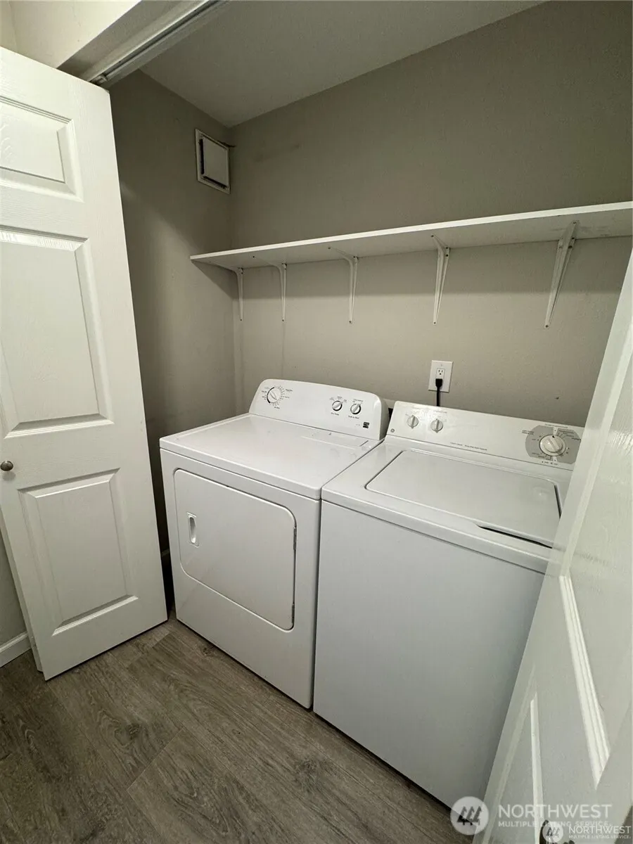 12607 100th Lane NE #L255, Kirkland, WA 98034
