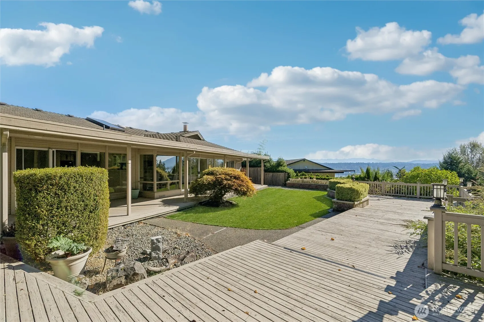 201 171st Place NE, Bellevue, WA 98008