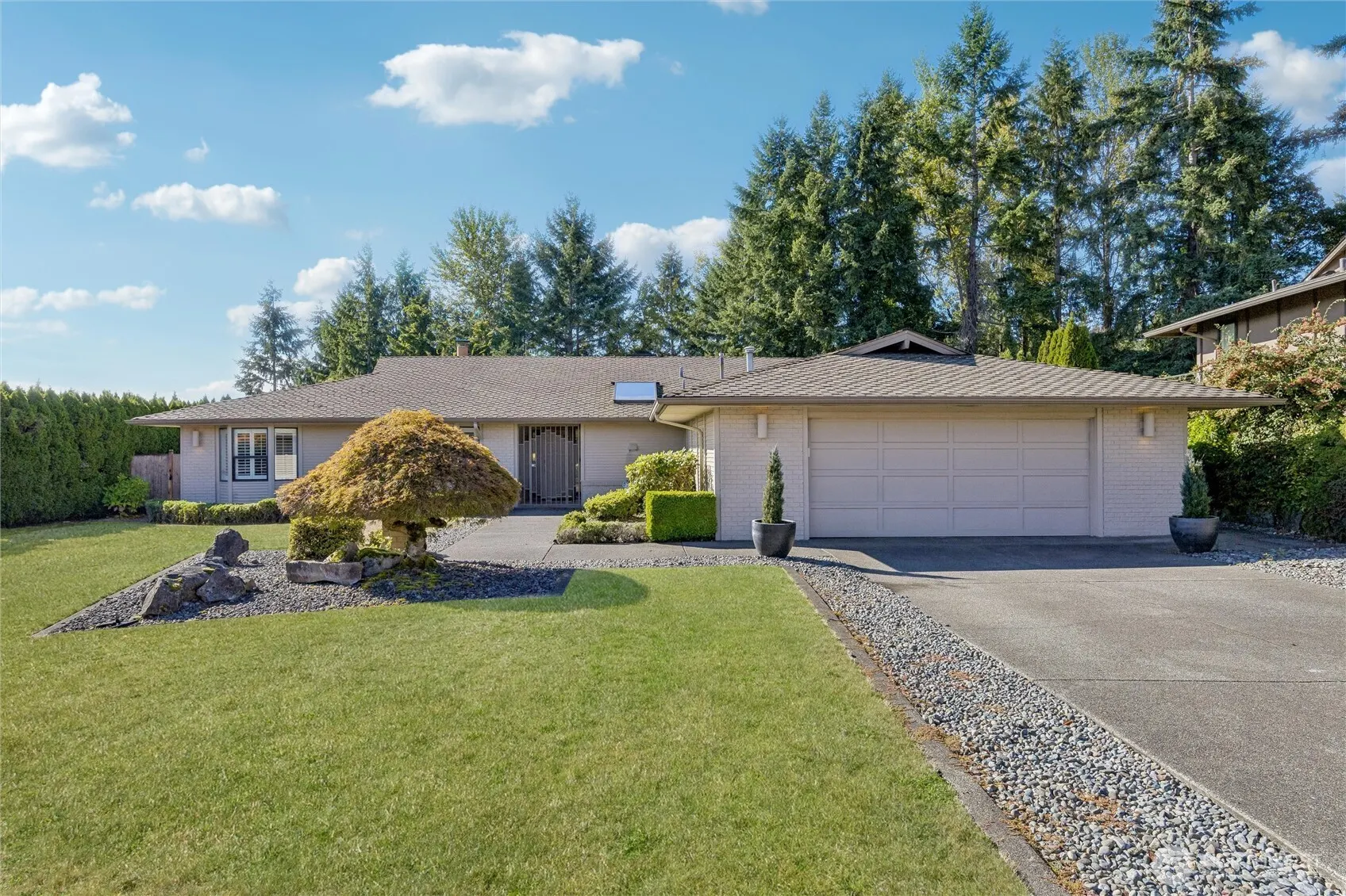 201 171st Place NE, Bellevue, WA 98008