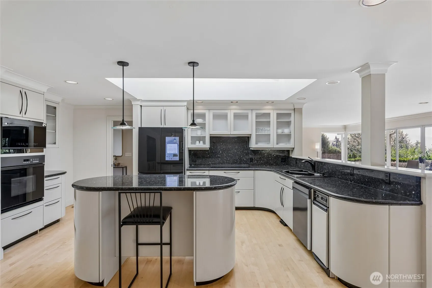201 171st Place NE, Bellevue, WA 98008