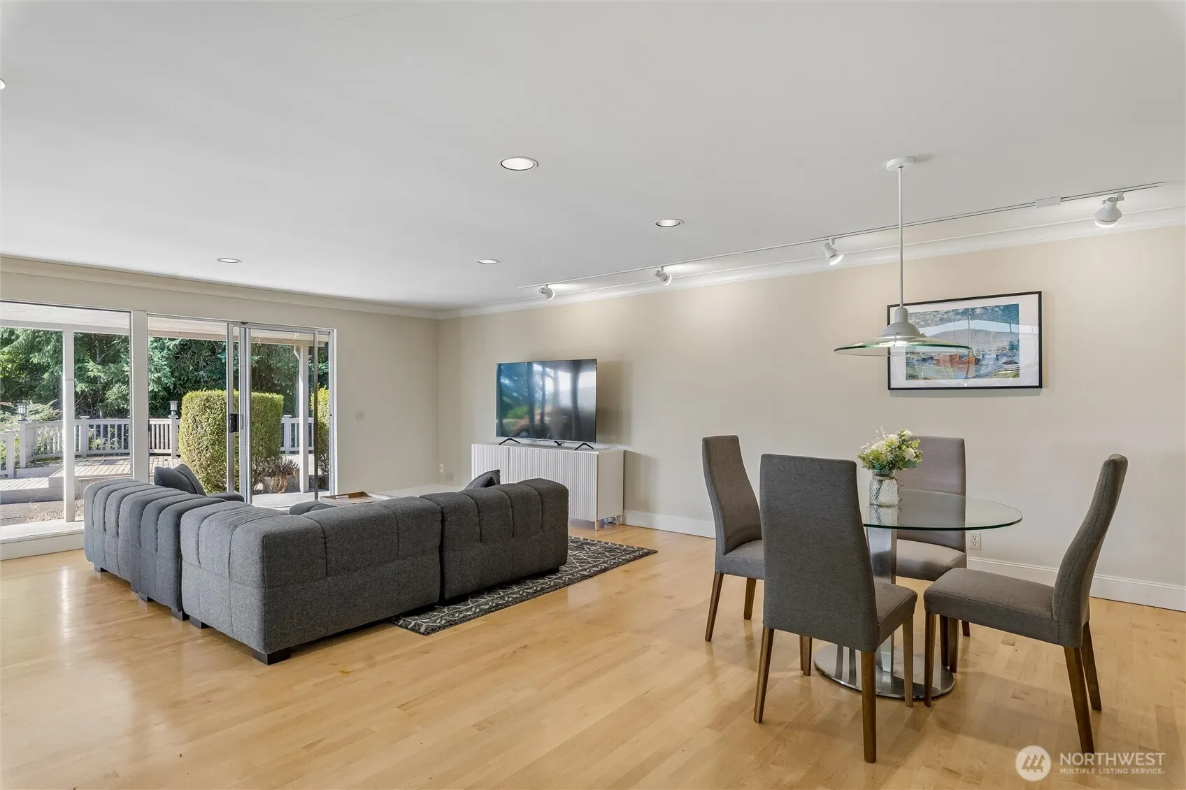 201 171st Place NE, Bellevue, WA 98008