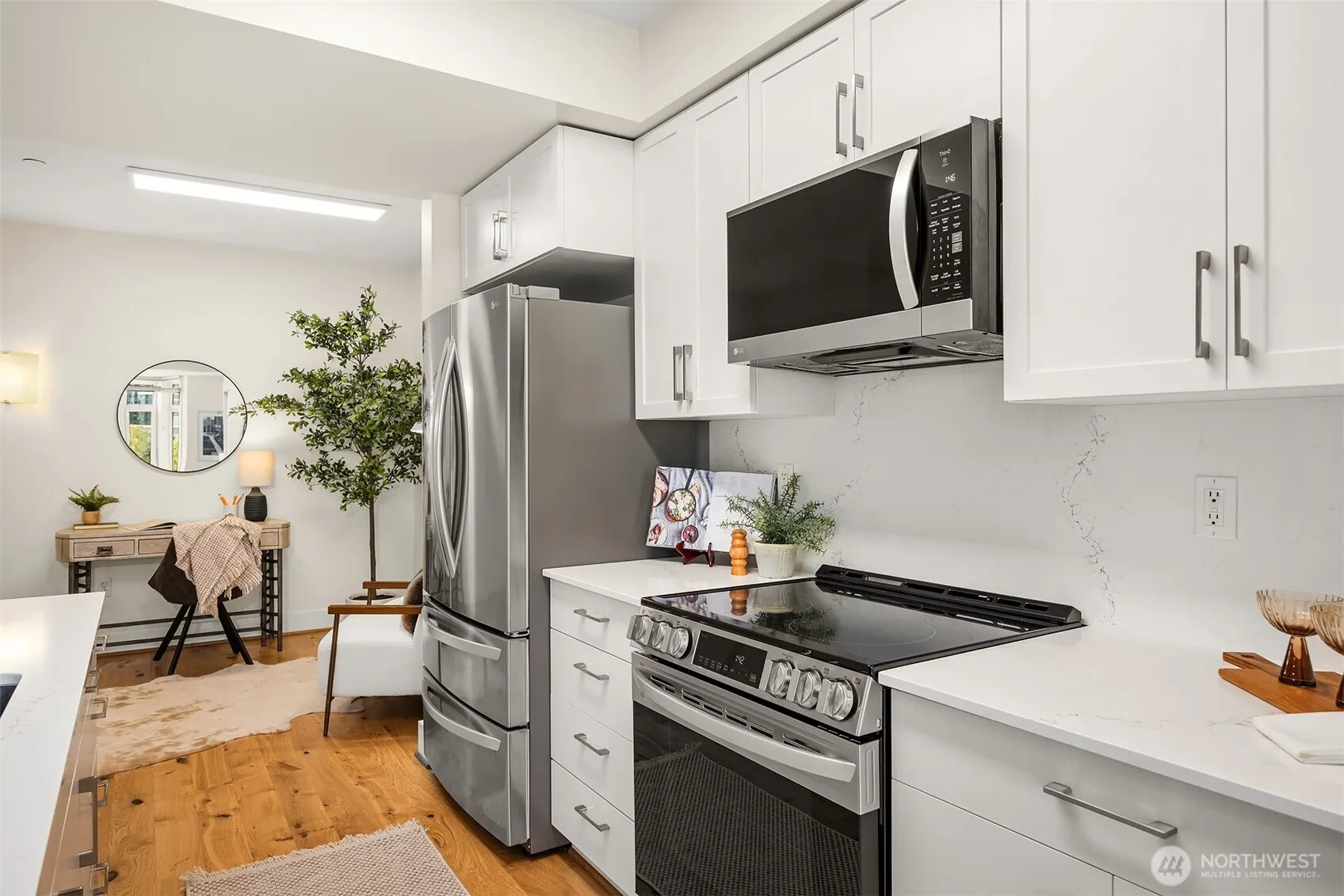 699 John Street #414, Seattle, WA 98109
