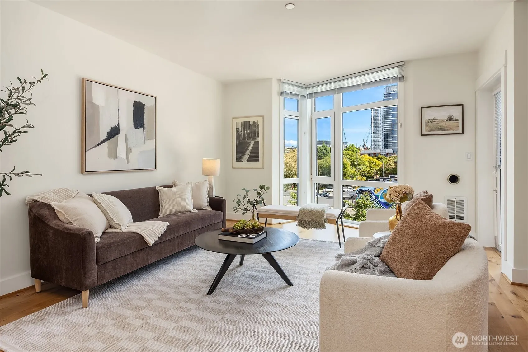 699 John Street #414, Seattle, WA 98109