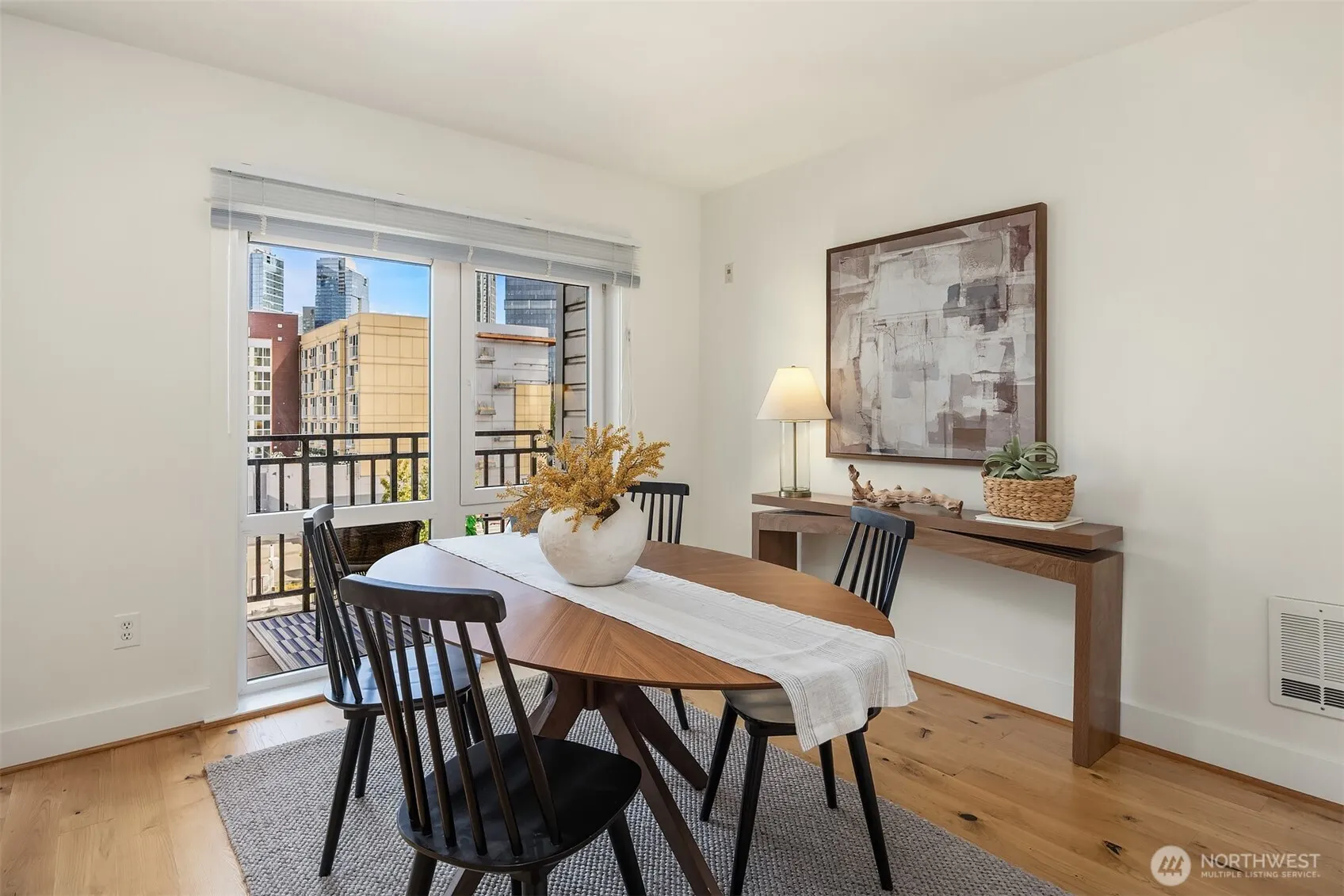 699 John Street #414, Seattle, WA 98109