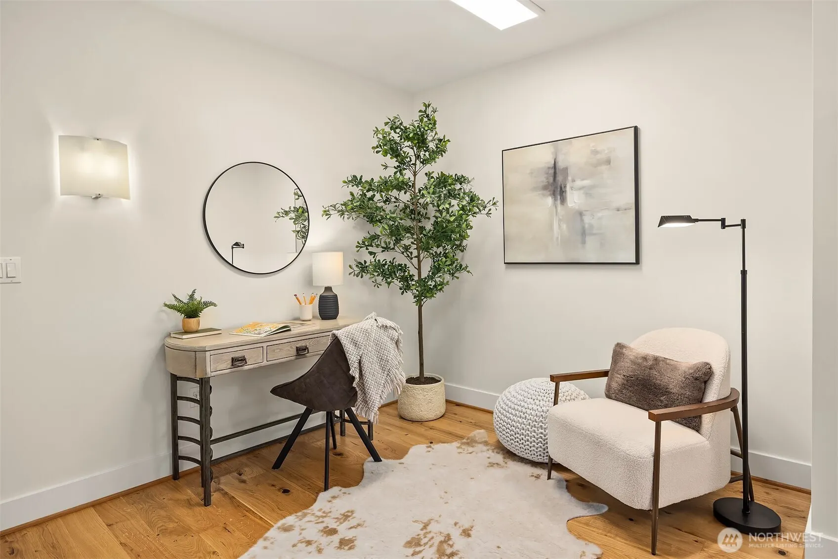 699 John Street #414, Seattle, WA 98109