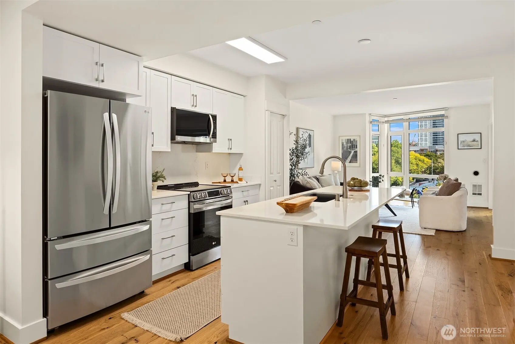 699 John Street #414, Seattle, WA 98109