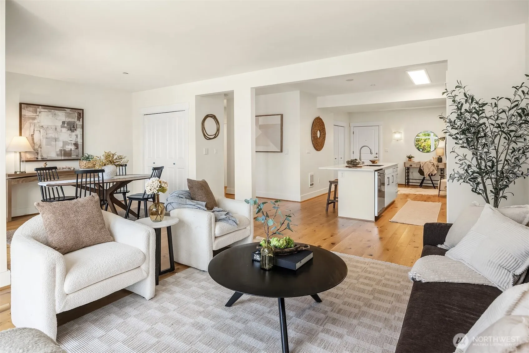 699 John Street #414, Seattle, WA 98109