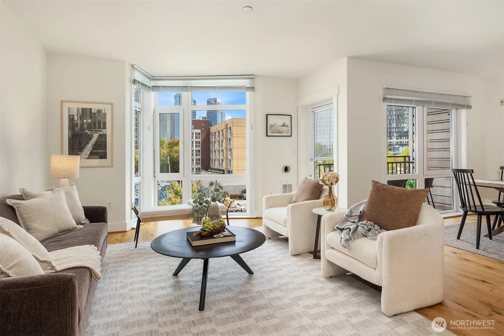 699 John Street #414, Seattle, WA 98109
