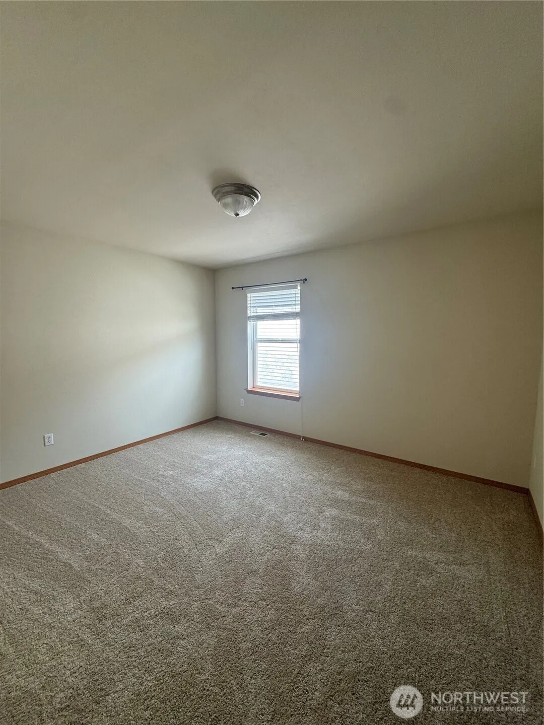 14611 32nd Place W, Lynnwood, WA 98087
