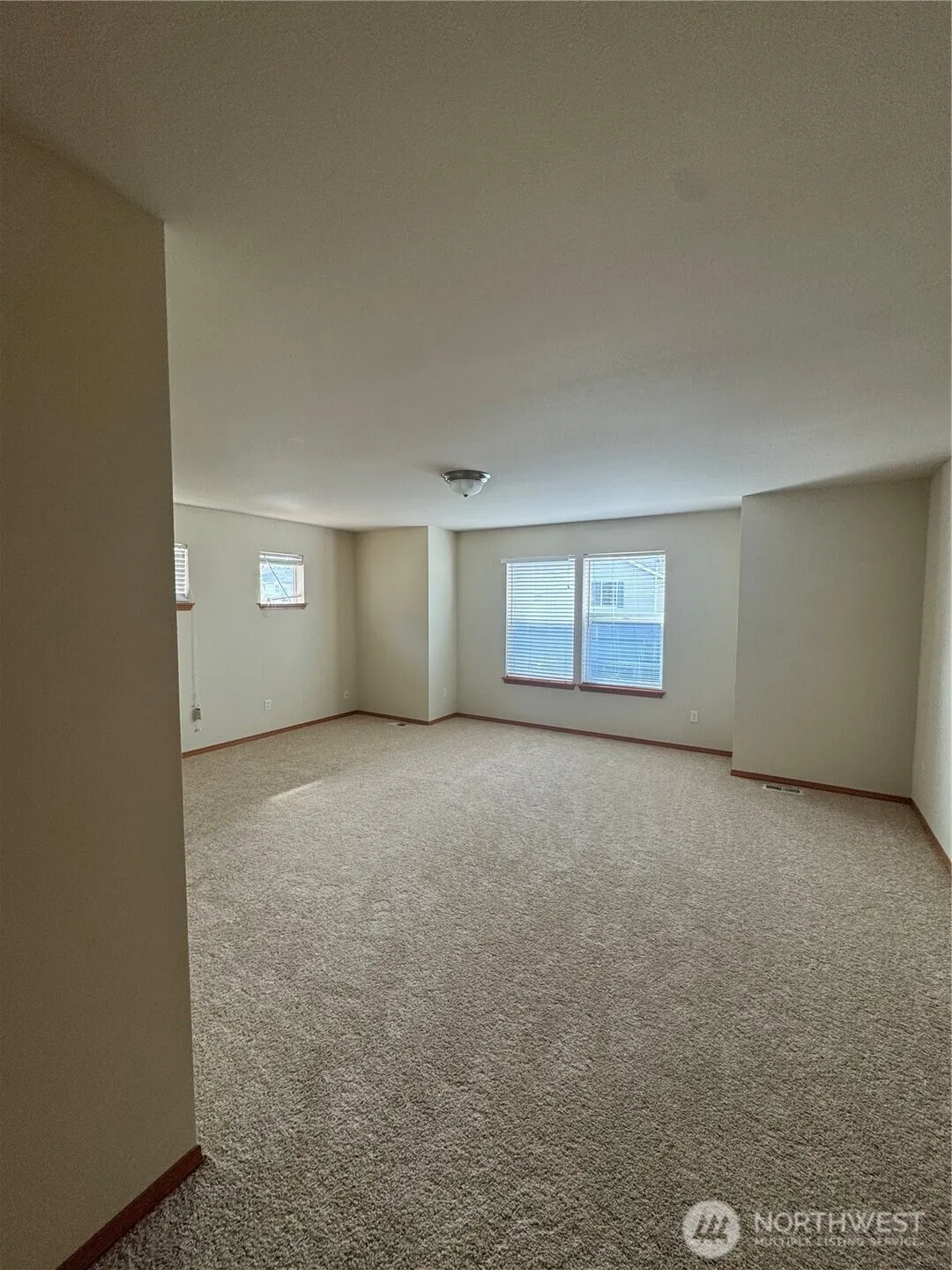 14611 32nd Place W, Lynnwood, WA 98087