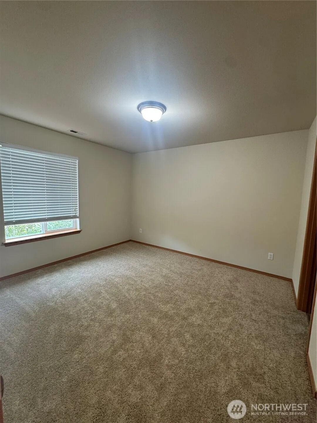 14611 32nd Place W, Lynnwood, WA 98087