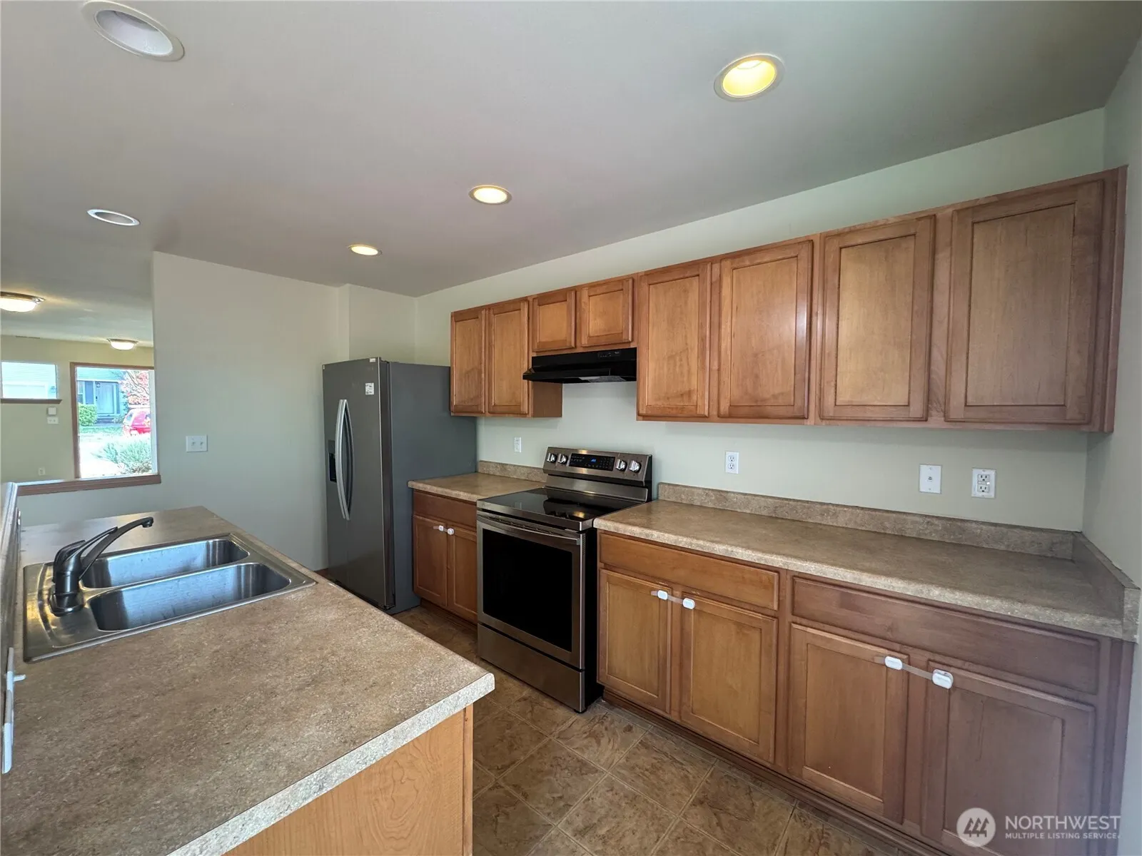 14611 32nd Place W, Lynnwood, WA 98087