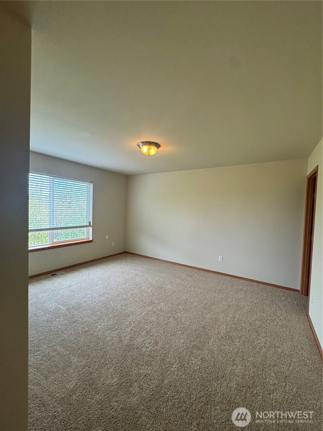 14611 32nd Place W, Lynnwood, WA 98087