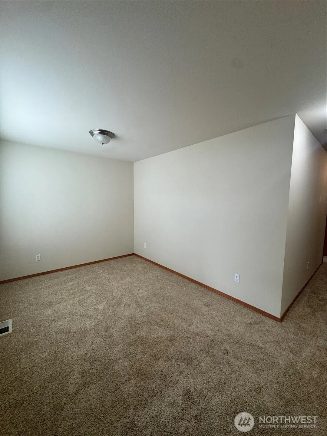 14611 32nd Place W, Lynnwood, WA 98087