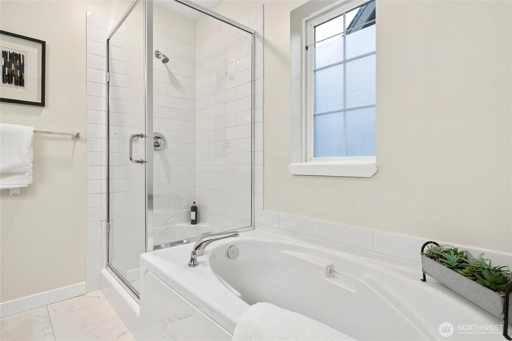 22652 NE Alder Crest Lane , Redmond, WA 98053-5820