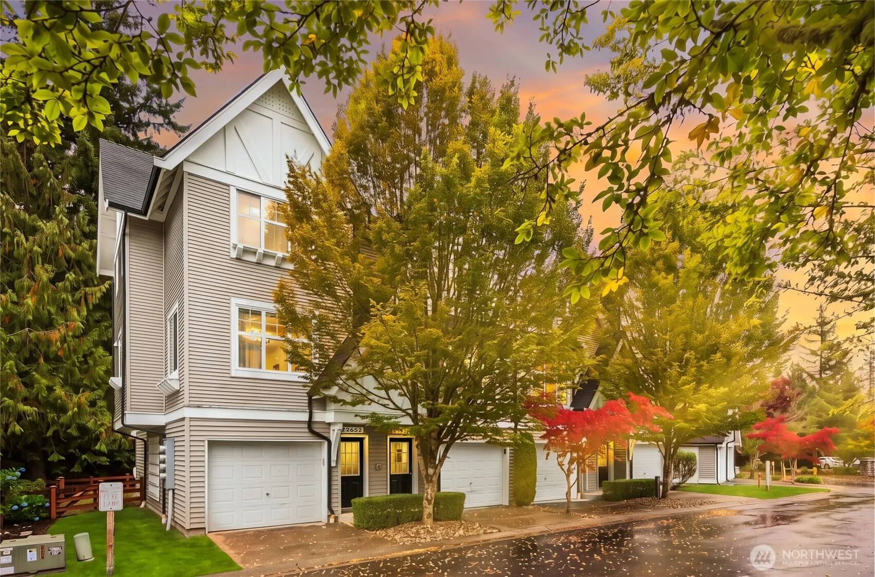 22652 NE Alder Crest Lane , Redmond, WA 98053-5820