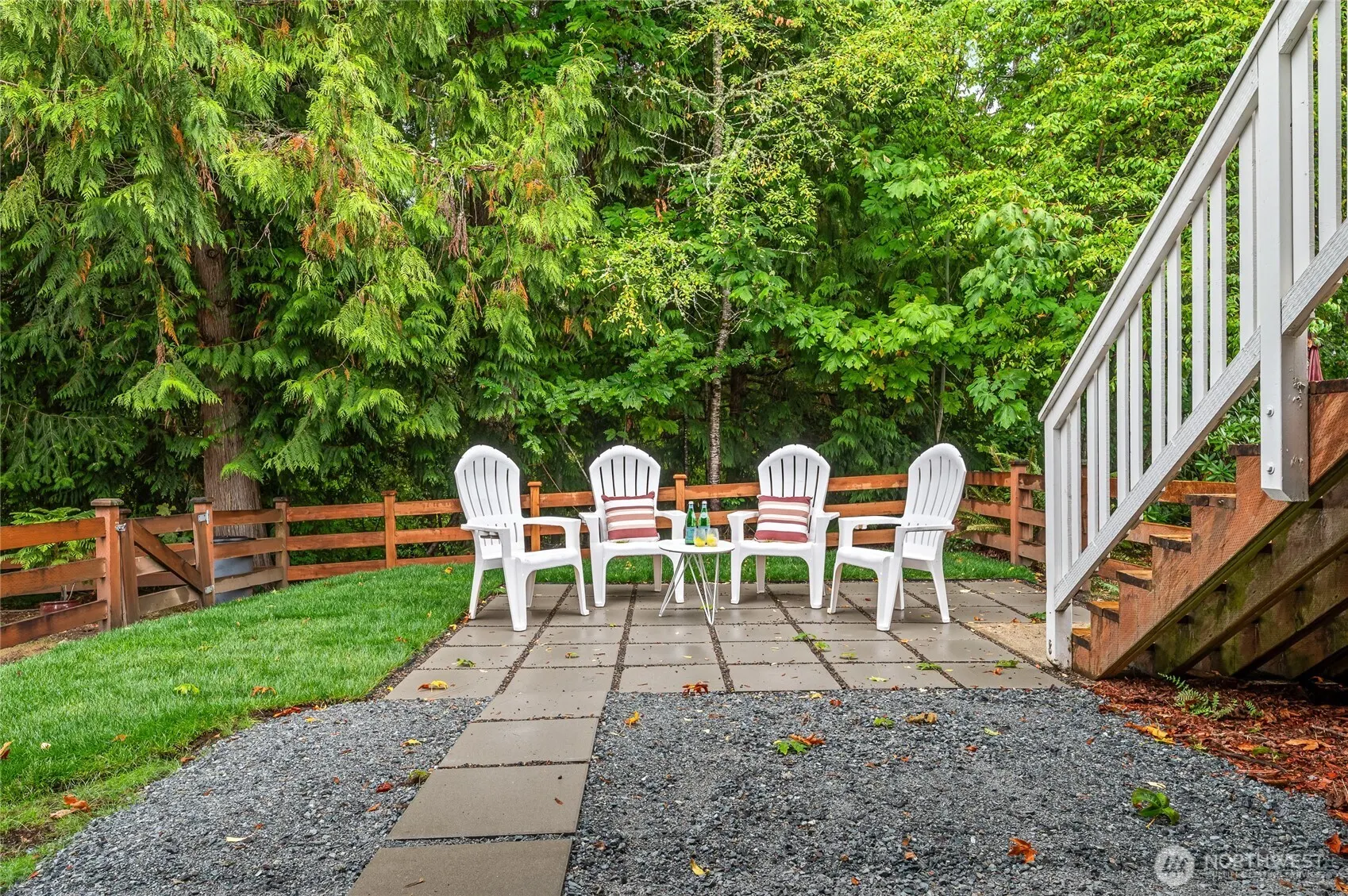 22652 NE Alder Crest Lane , Redmond, WA 98053-5820
