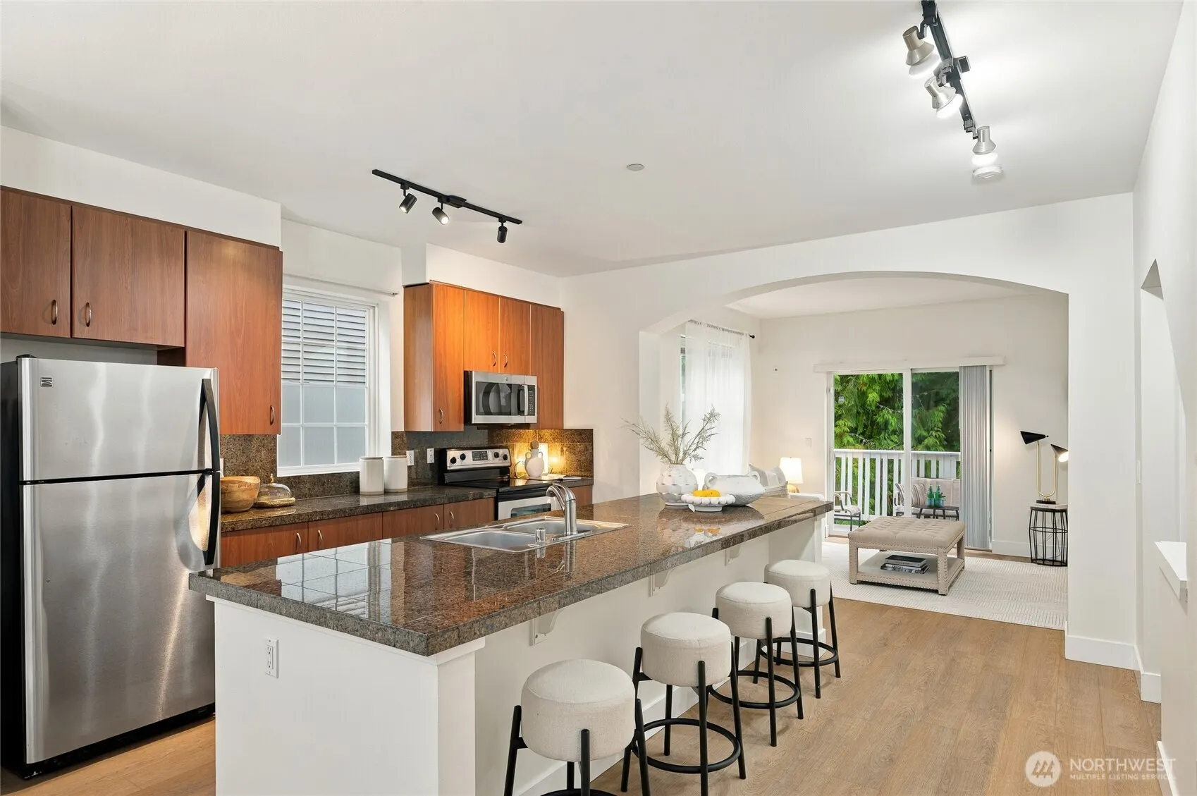 22652 NE Alder Crest Lane , Redmond, WA 98053-5820