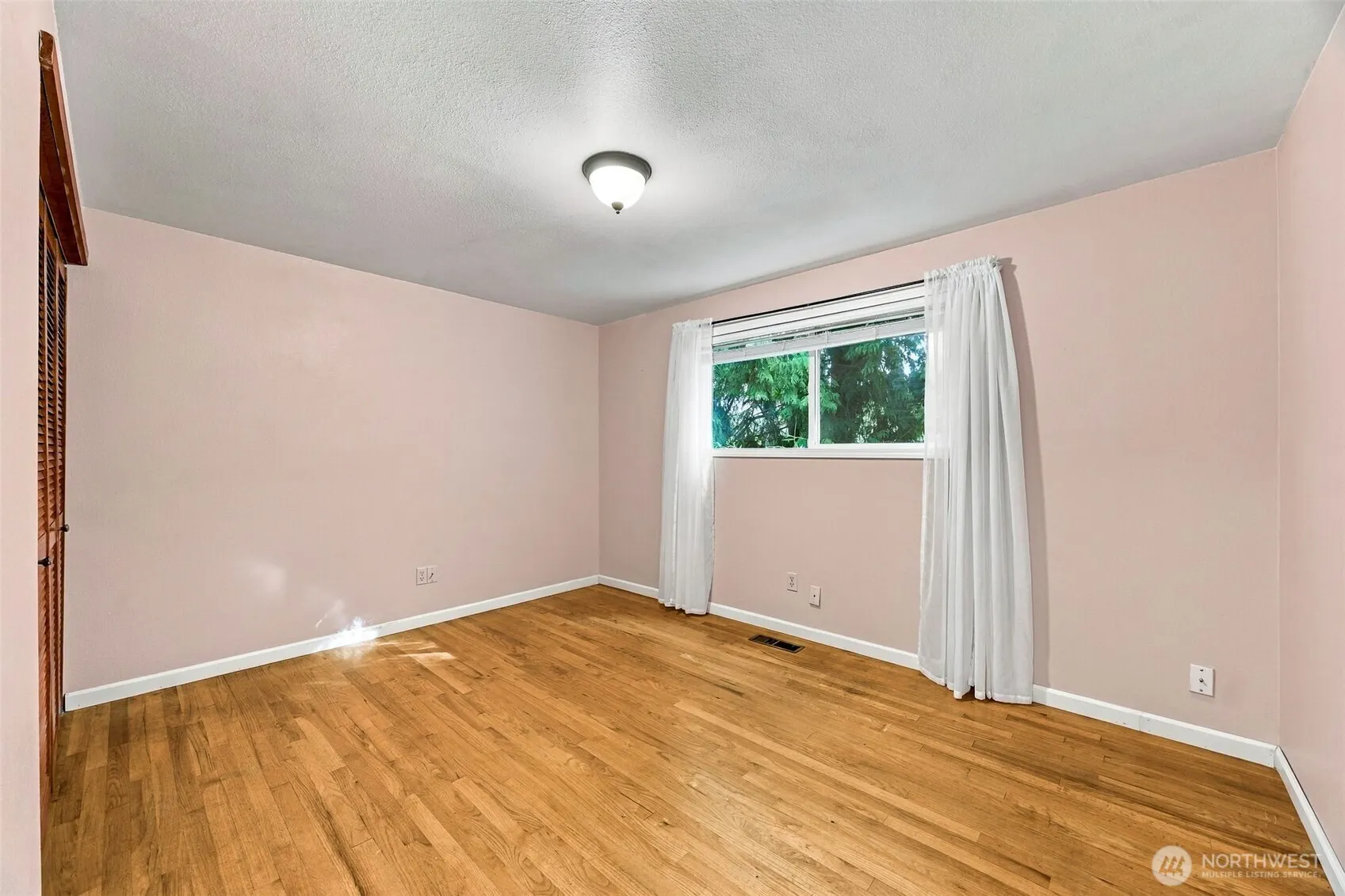 1805 204th Place SW, Lynnwood, WA 98036