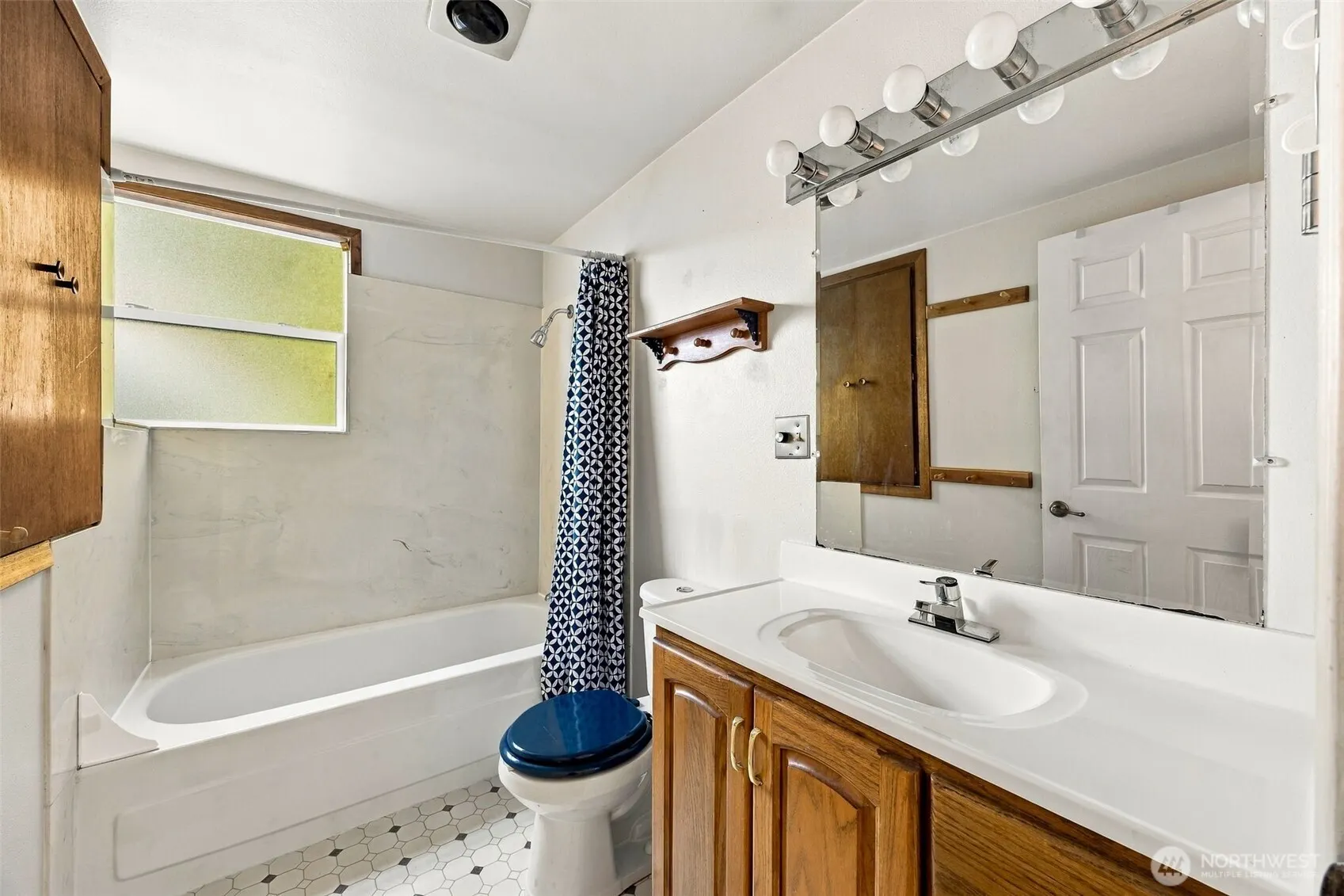 1805 204th Place SW, Lynnwood, WA 98036