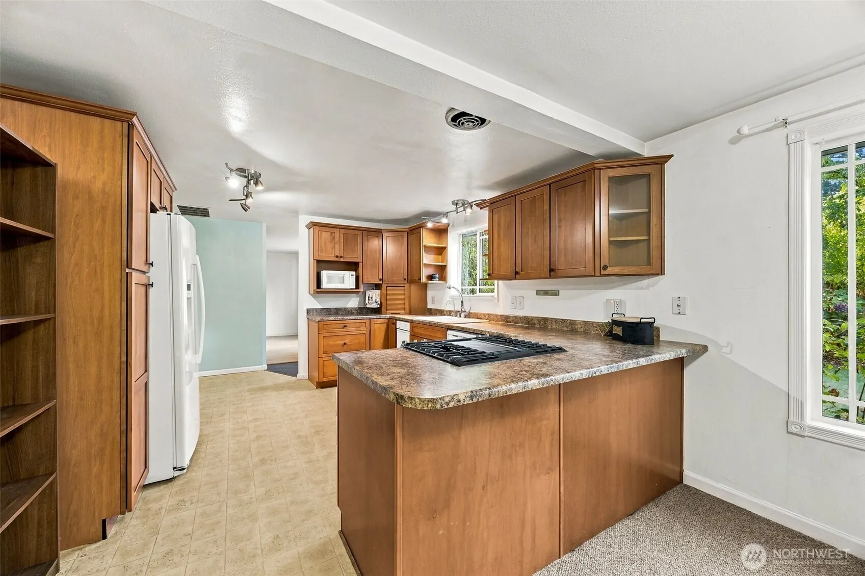 1805 204th Place SW, Lynnwood, WA 98036