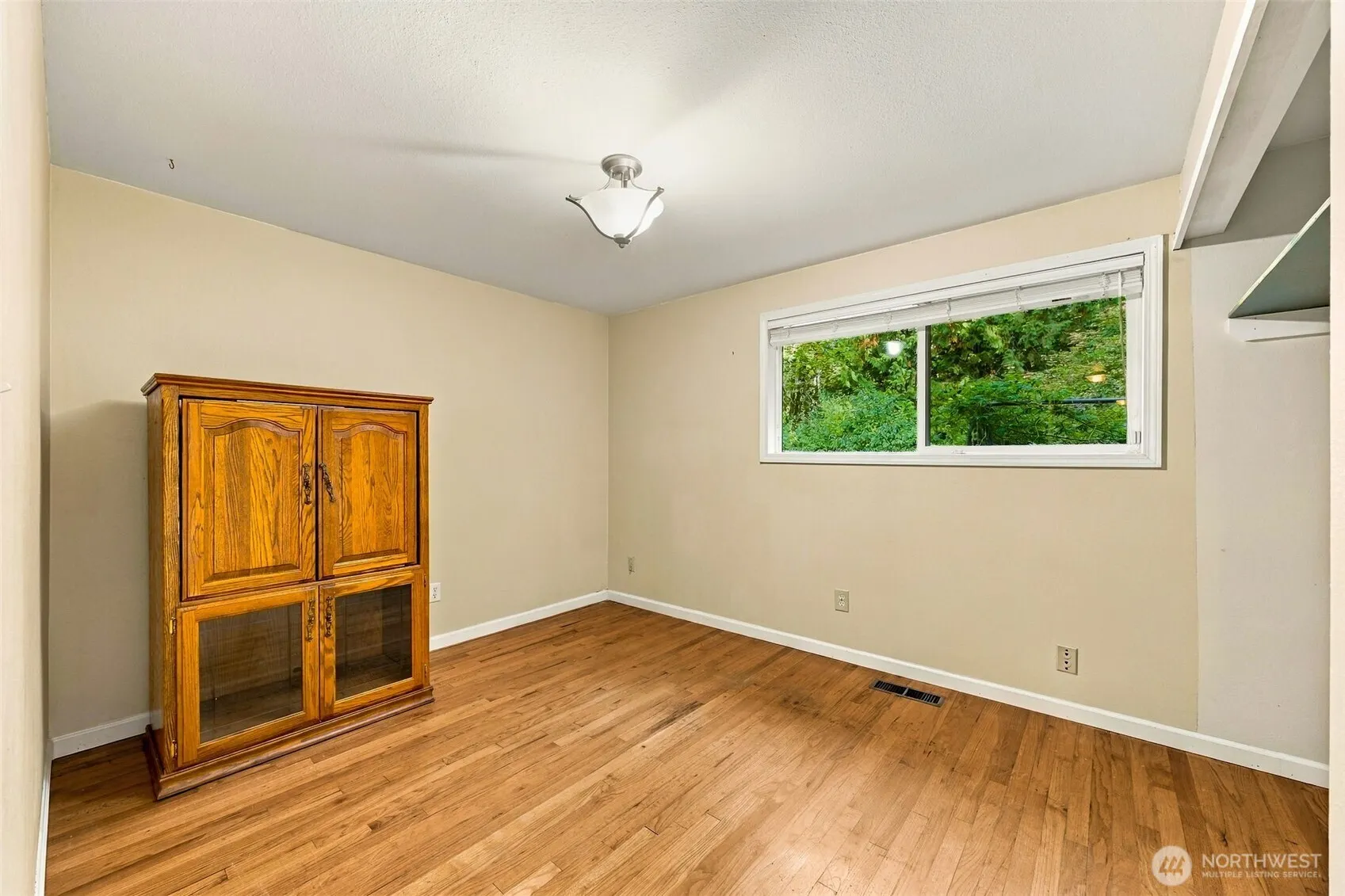 1805 204th Place SW, Lynnwood, WA 98036