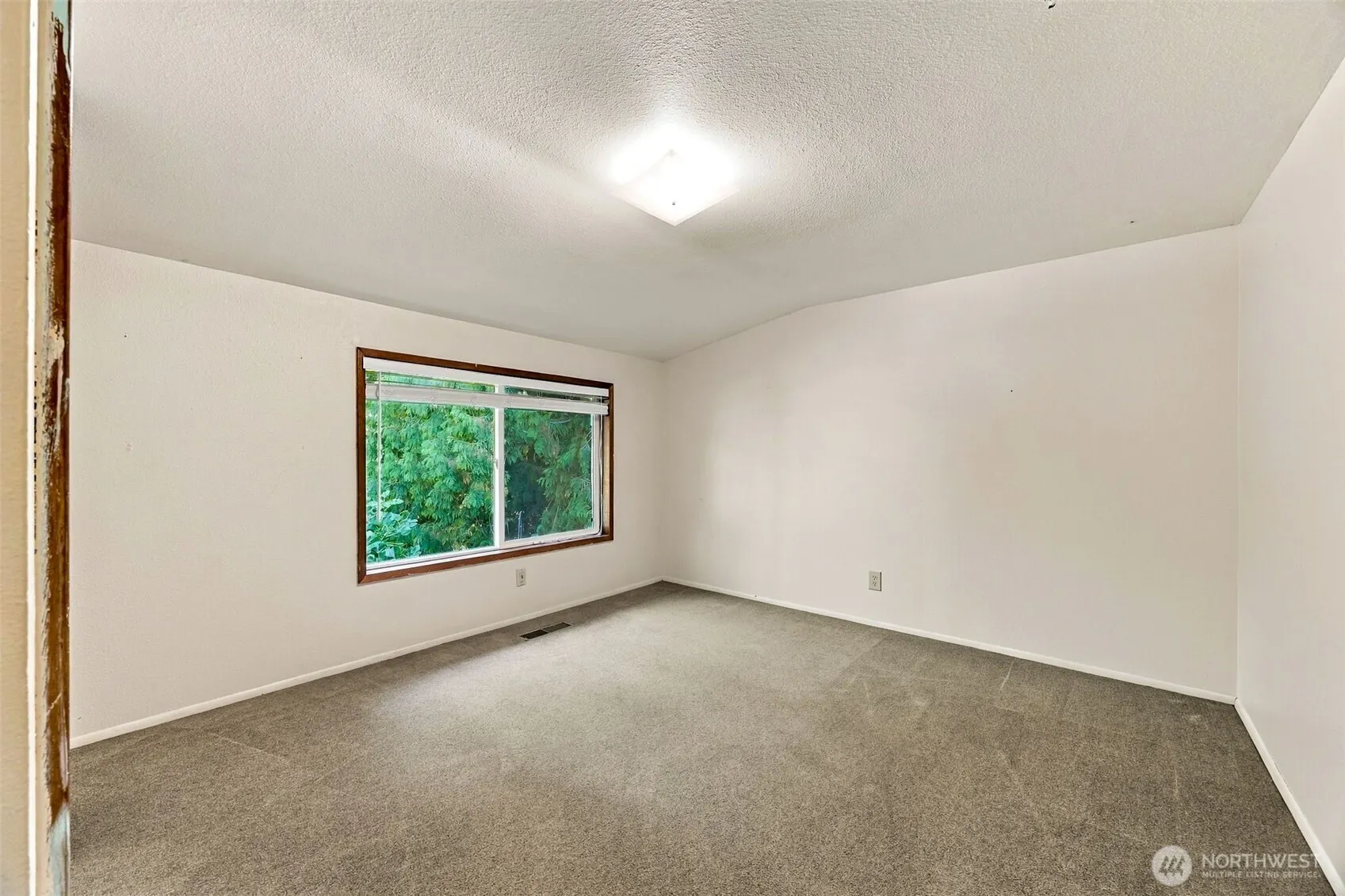 1805 204th Place SW, Lynnwood, WA 98036