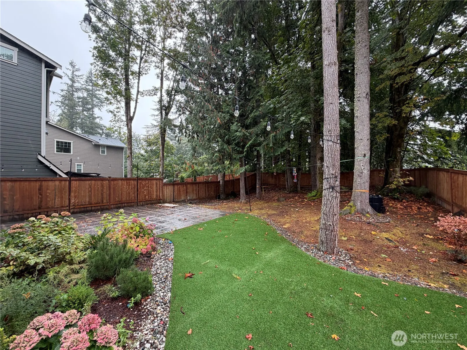 24743 SE 17th Place , Sammamish, WA 98075