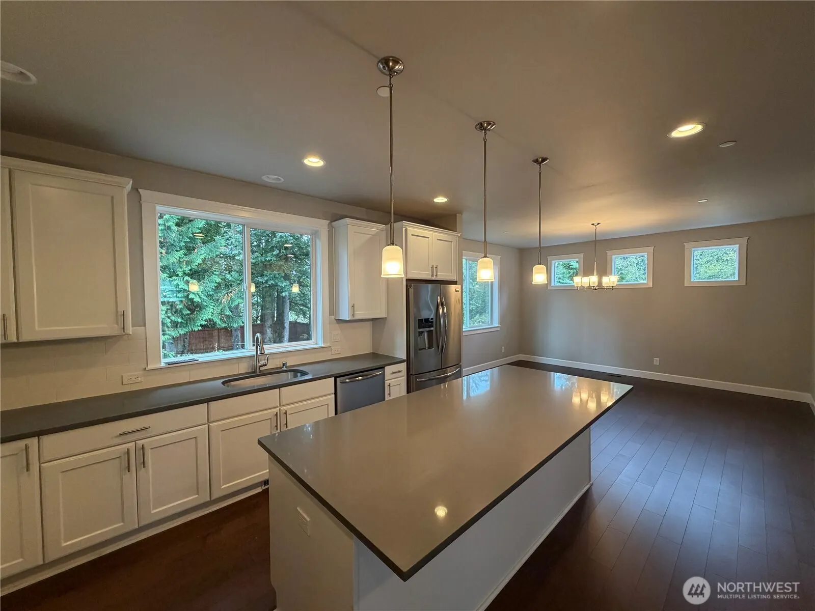 24743 SE 17th Place , Sammamish, WA 98075