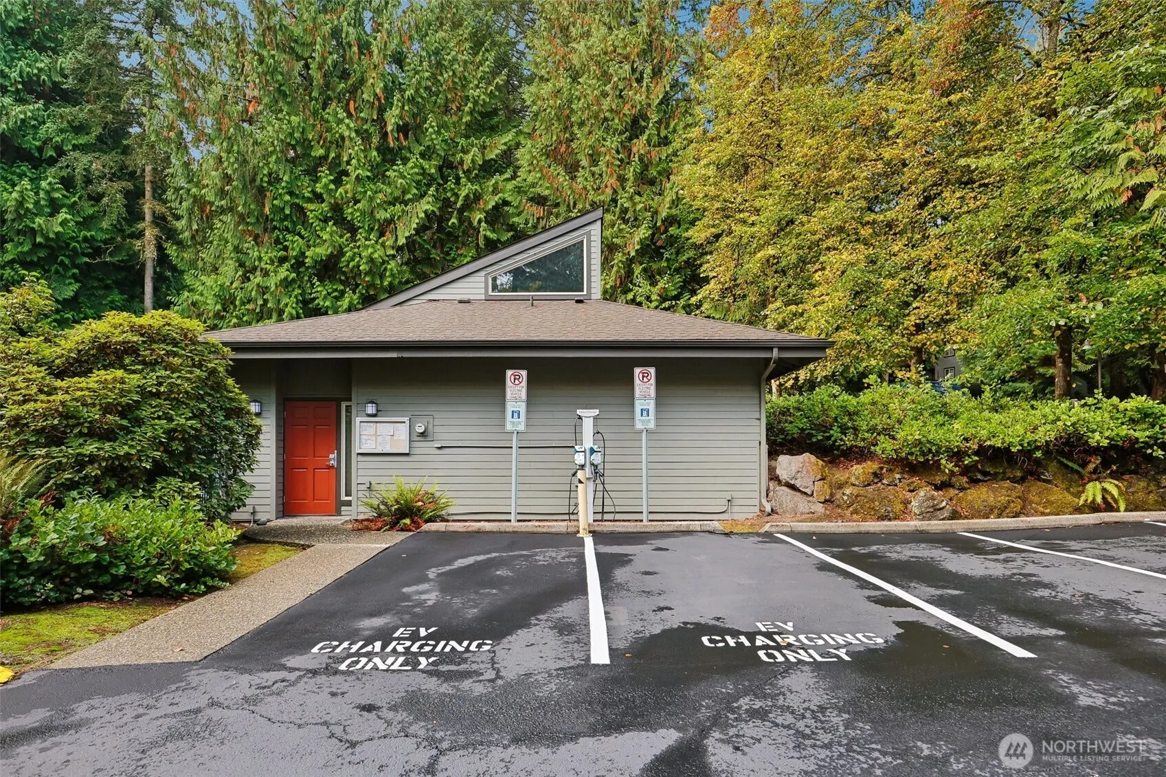 8111 145th Court NE #14-D, Redmond, WA 98052-3405