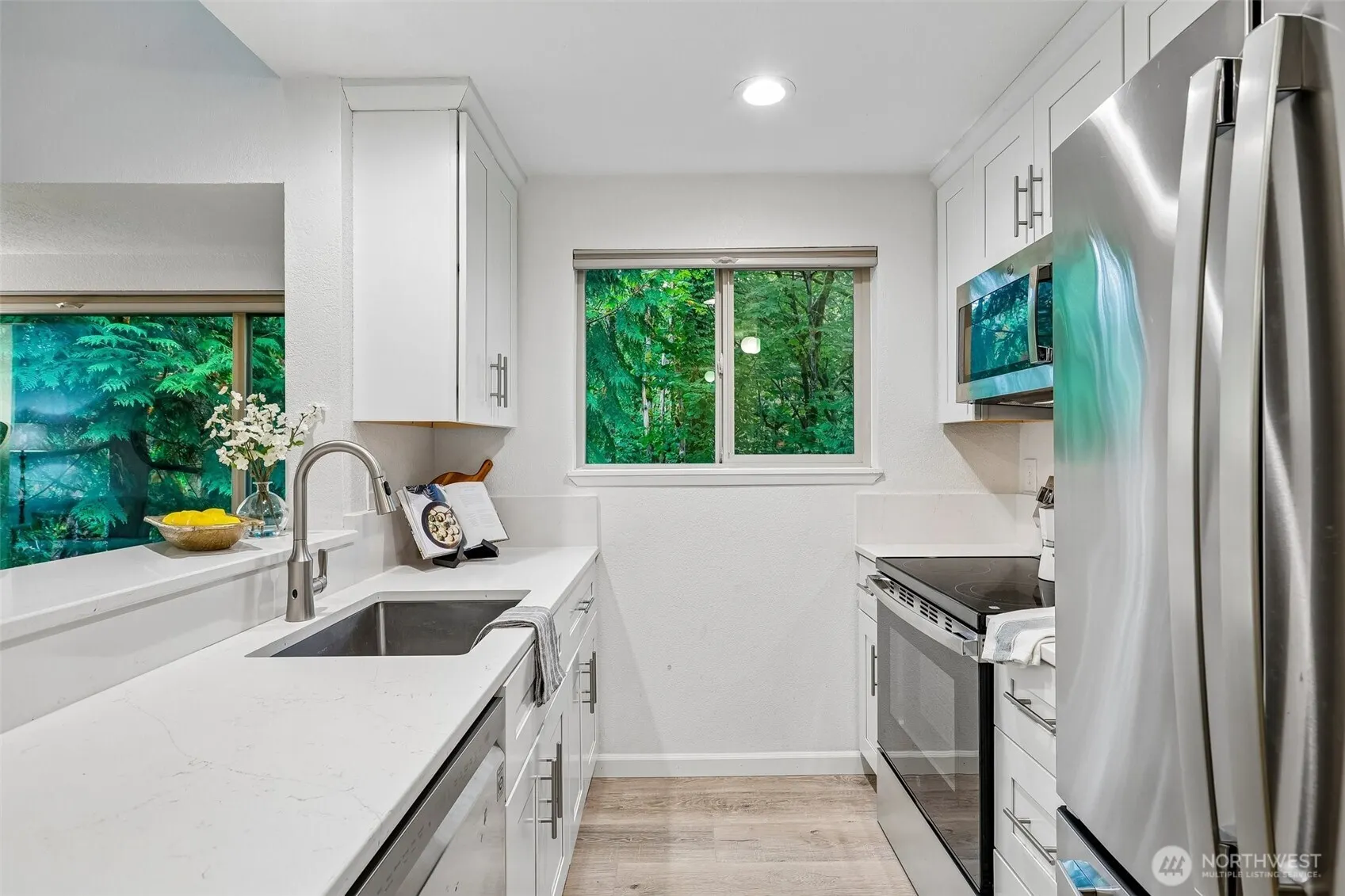 8111 145th Court NE #14-D, Redmond, WA 98052-3405