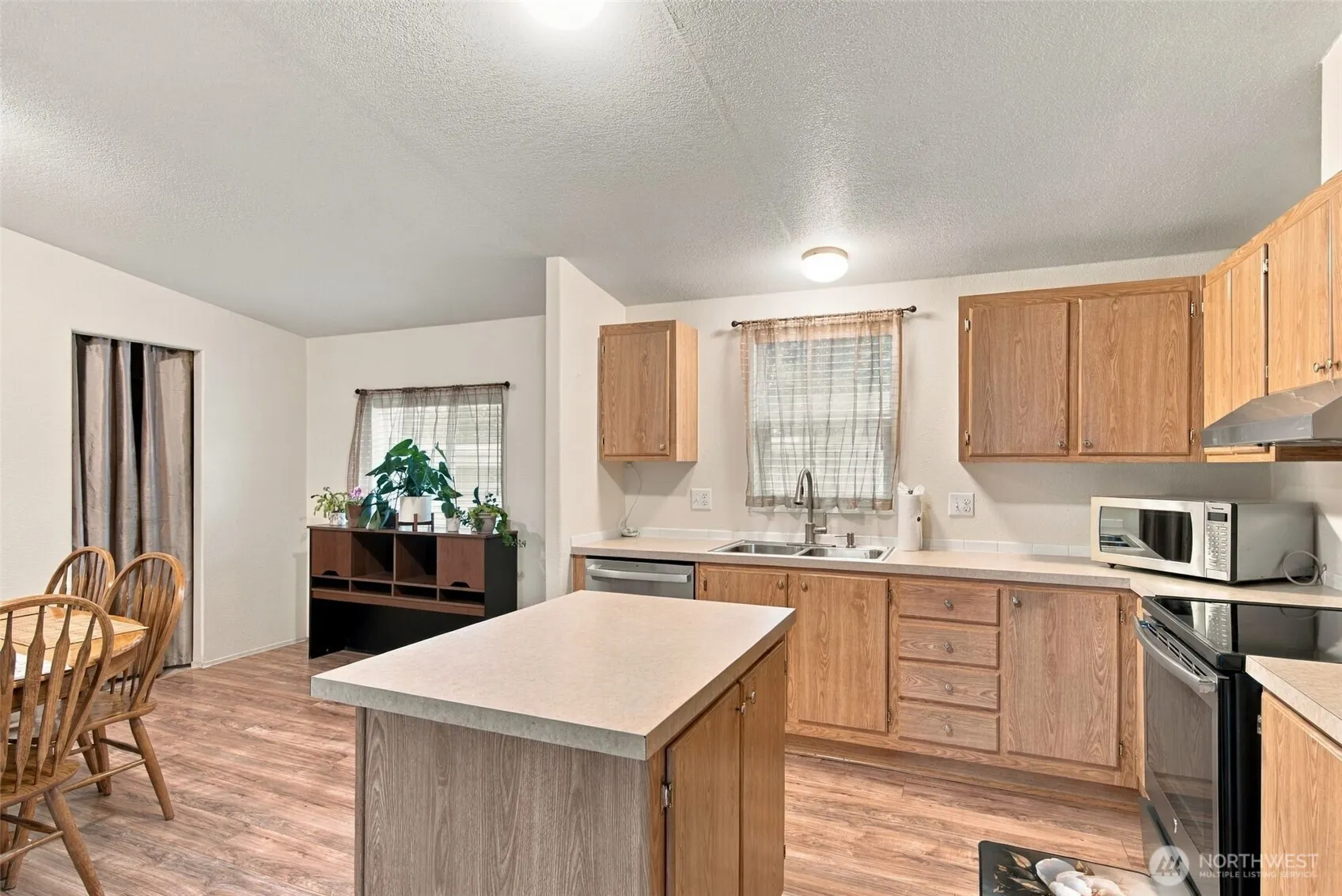 22706 114th Place SE, Kent, WA 98031