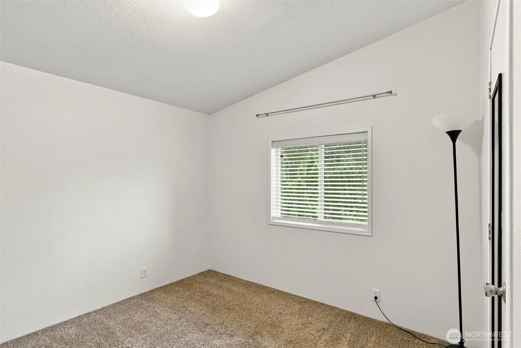 22706 114th Place SE, Kent, WA 98031