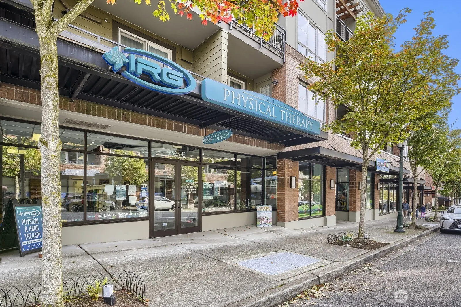 1905 24th Avenue NE #103, Issaquah, WA 98029
