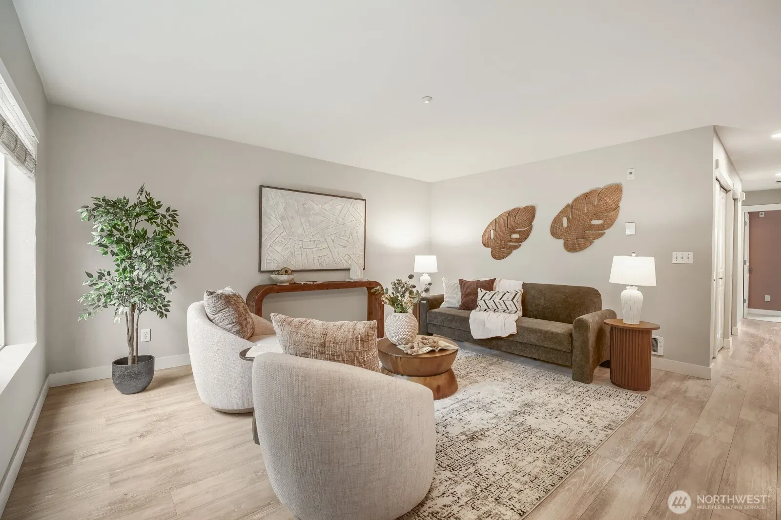 1905 24th Avenue NE #103, Issaquah, WA 98029