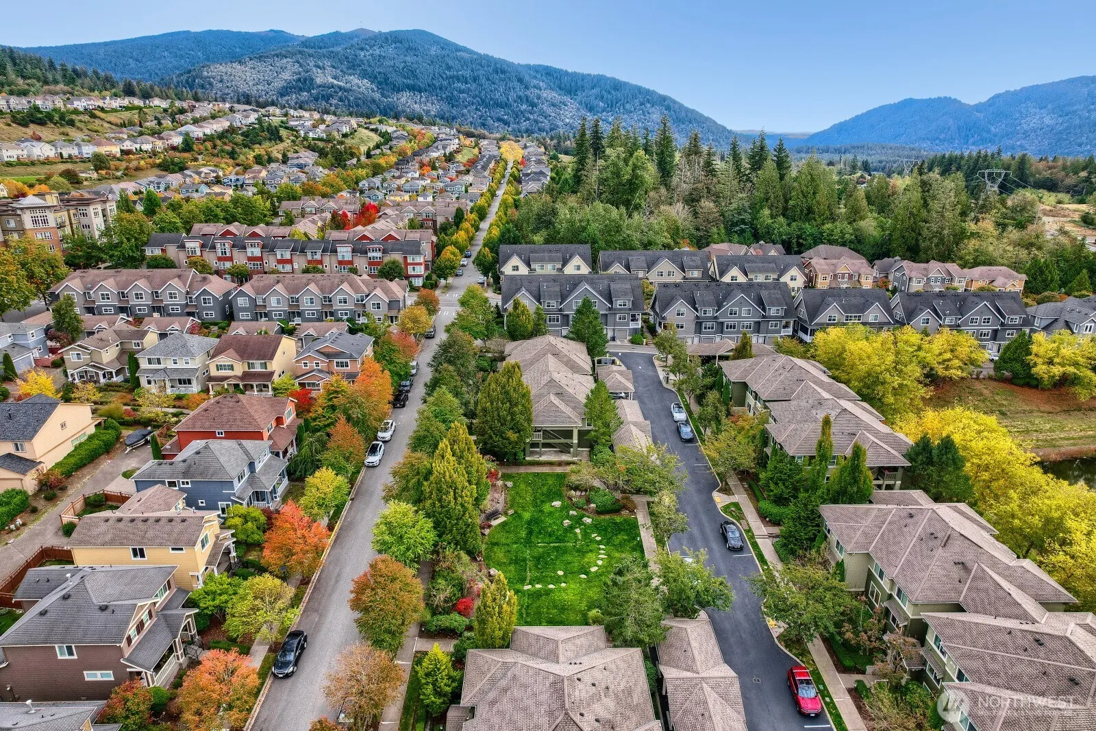 1905 24th Avenue NE #103, Issaquah, WA 98029