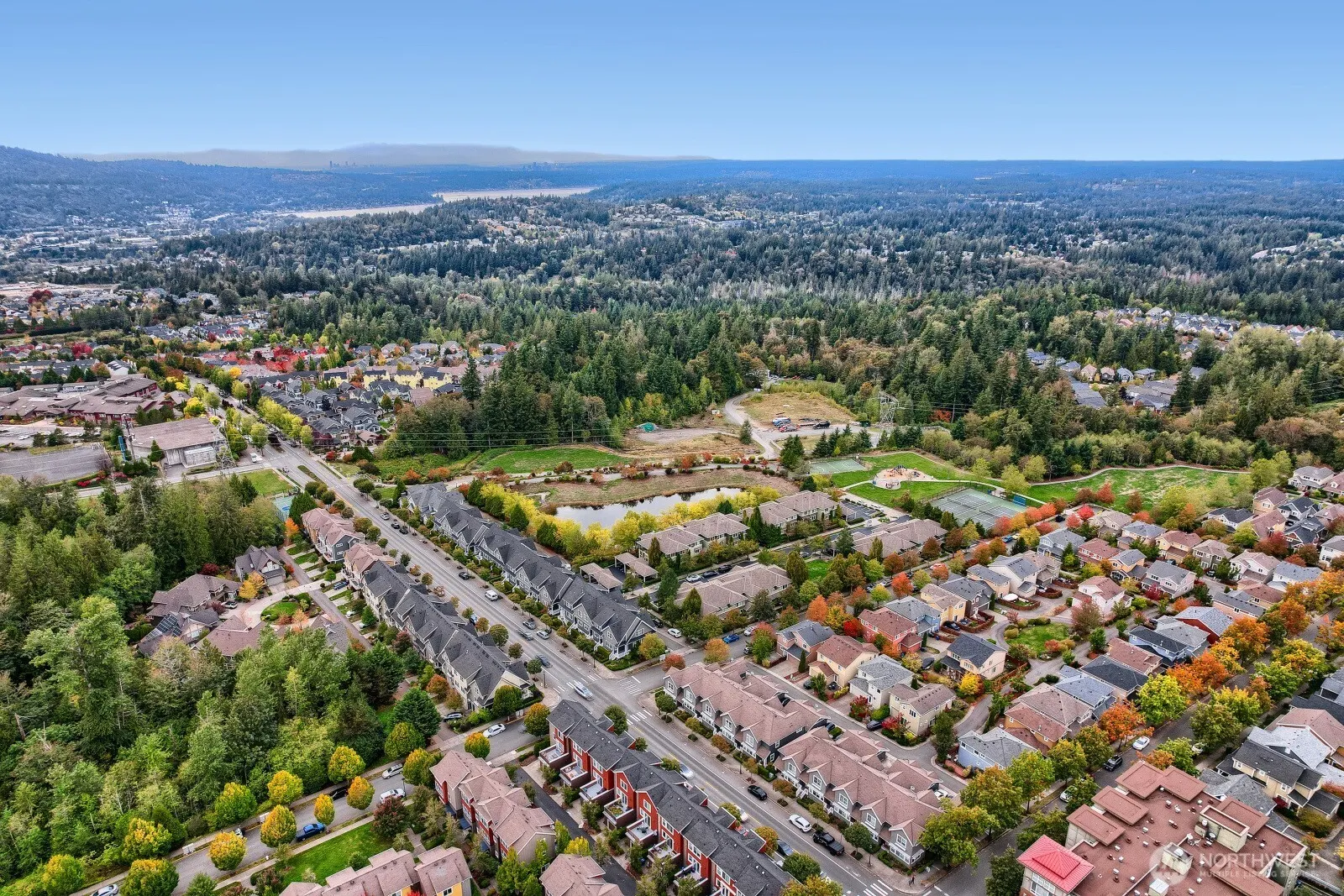 1905 24th Avenue NE #103, Issaquah, WA 98029