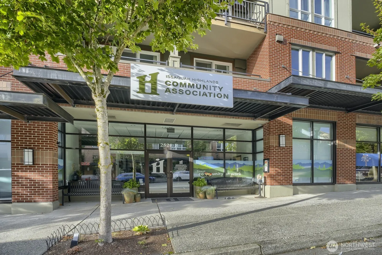 1905 24th Avenue NE #103, Issaquah, WA 98029