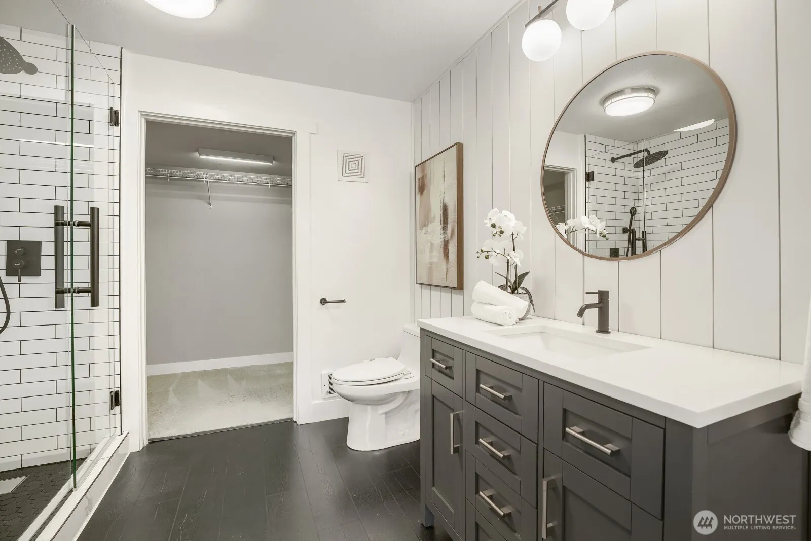 1905 24th Avenue NE #103, Issaquah, WA 98029