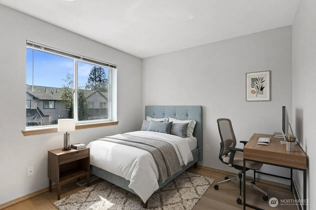 15815 Admiralty Way #D-4, Lynnwood, WA 98087