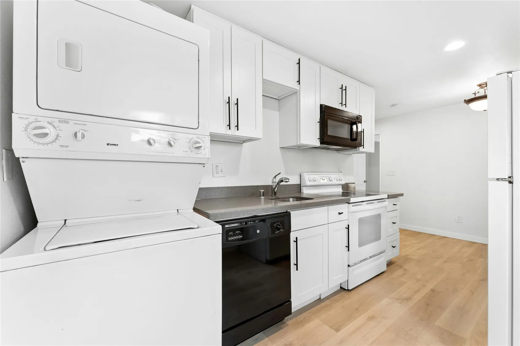 10004 Beacon Avenue , Seattle, WA 98178