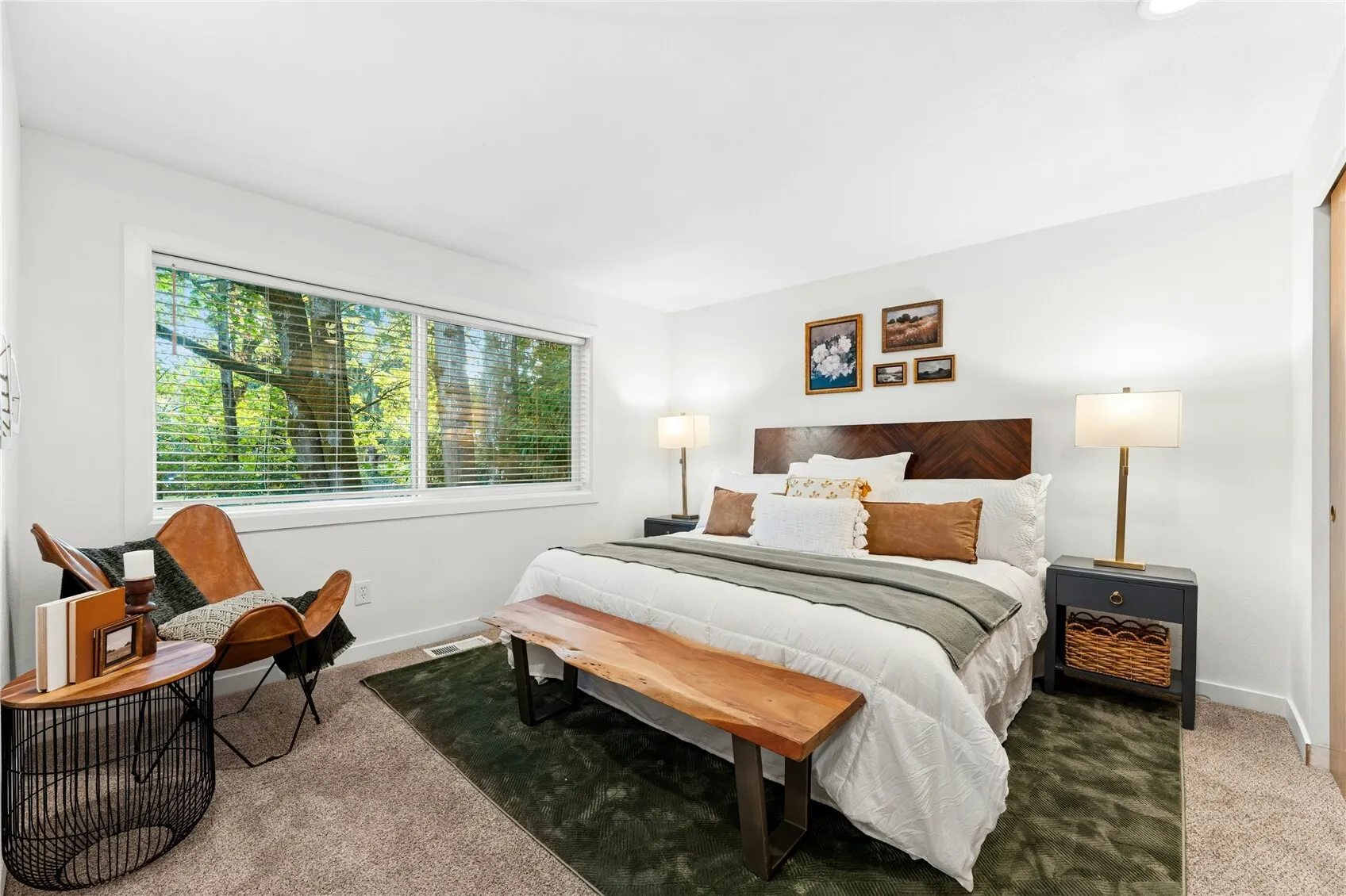 10004 Beacon Avenue , Seattle, WA 98178