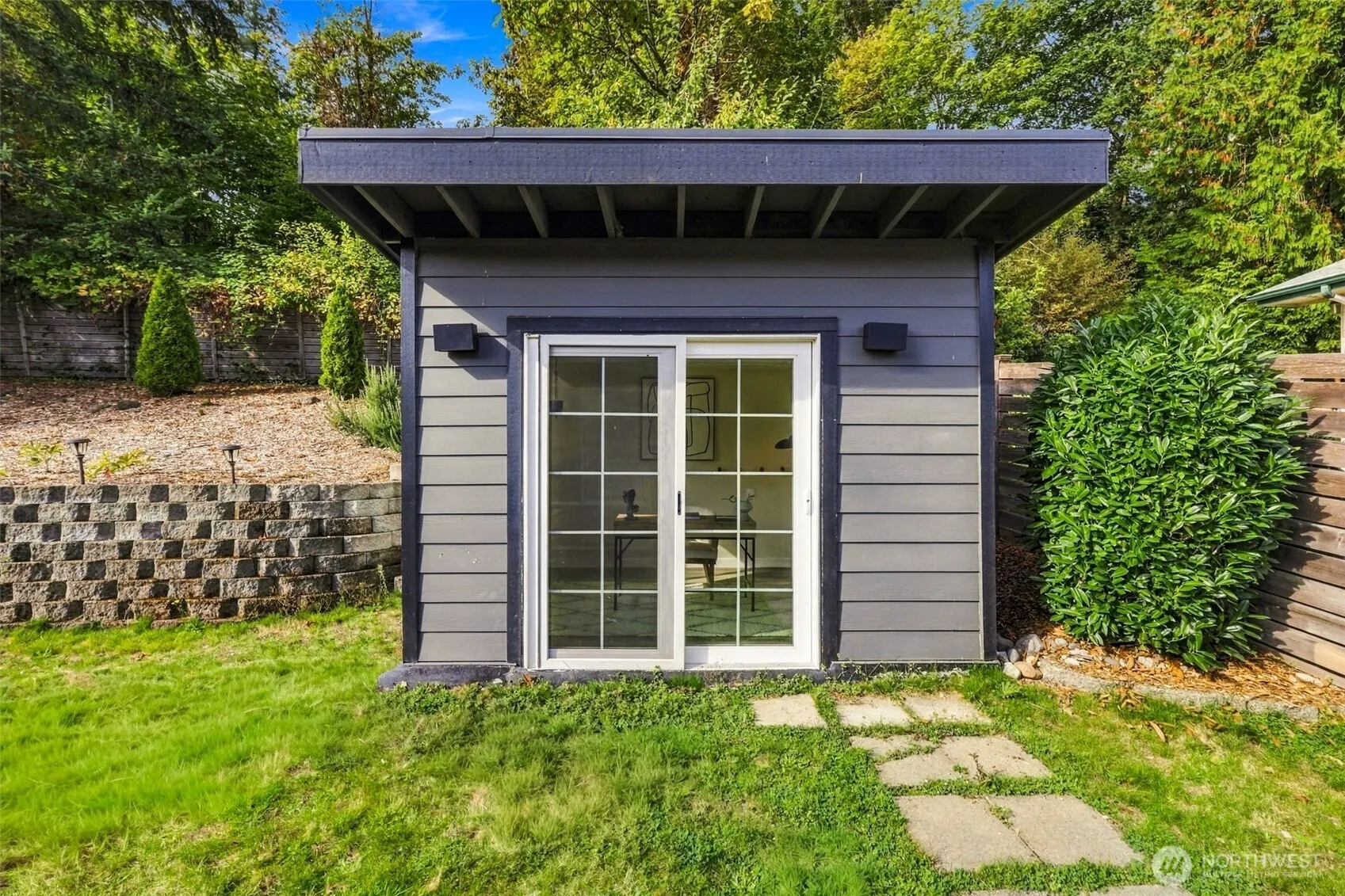 609 109th Avenue SE, Bellevue, WA 98004-6339