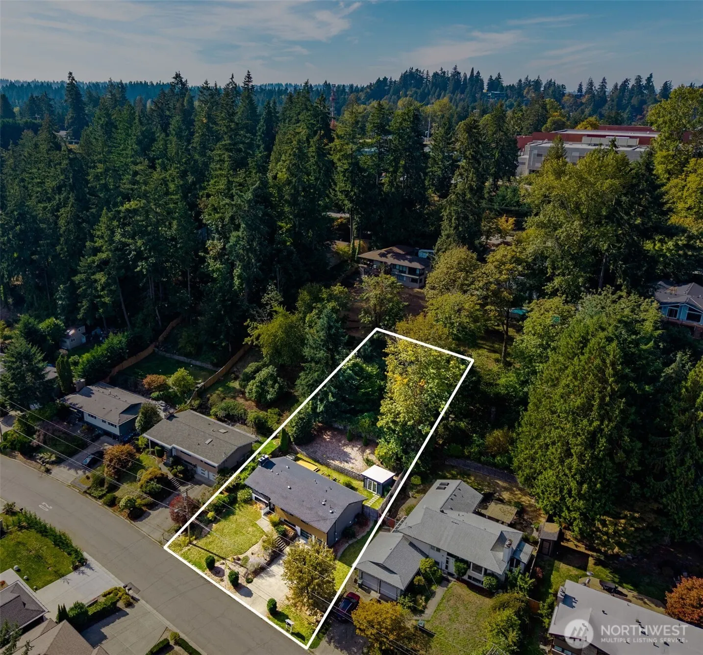 609 109th Avenue SE, Bellevue, WA 98004-6339
