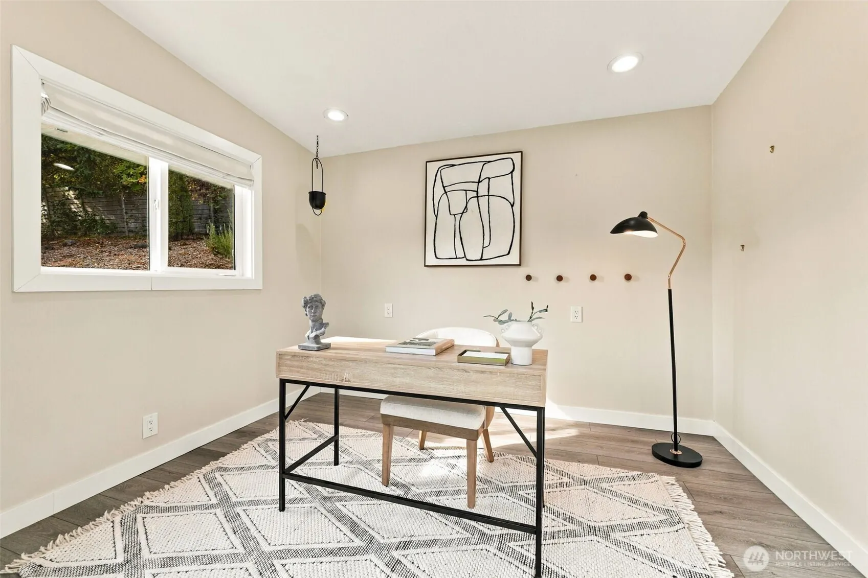 609 109th Avenue SE, Bellevue, WA 98004-6339