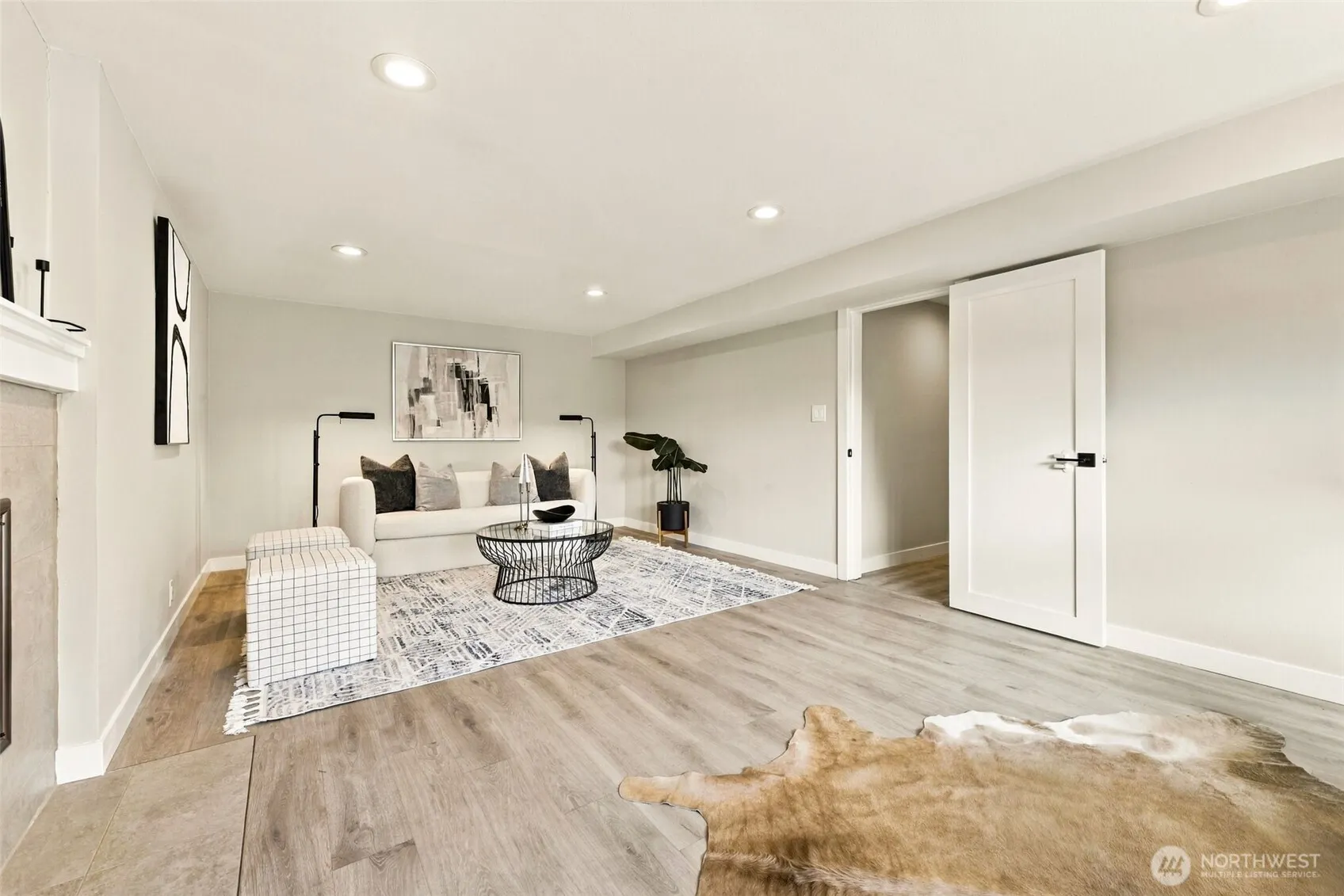 609 109th Avenue SE, Bellevue, WA 98004-6339