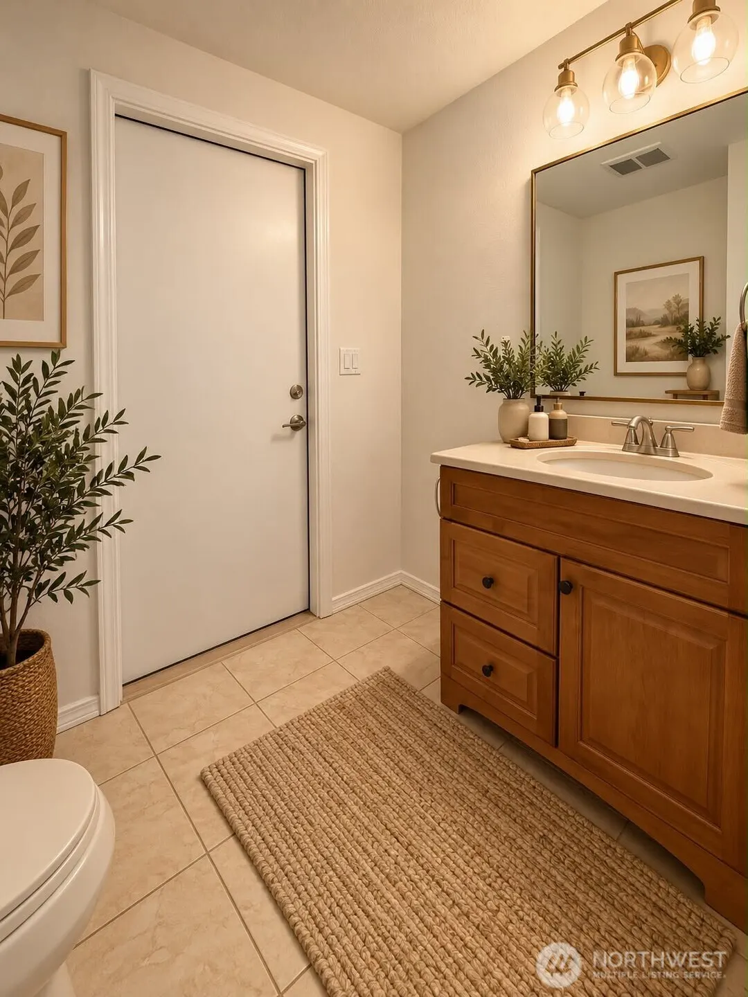 8916 NE 141st Street , Kirkland, WA 98034