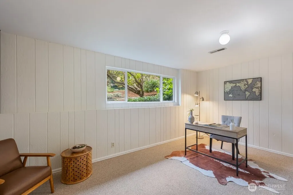 16817 NE 91st Street , Redmond, WA 98052